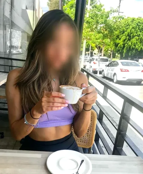 Tanja, 32