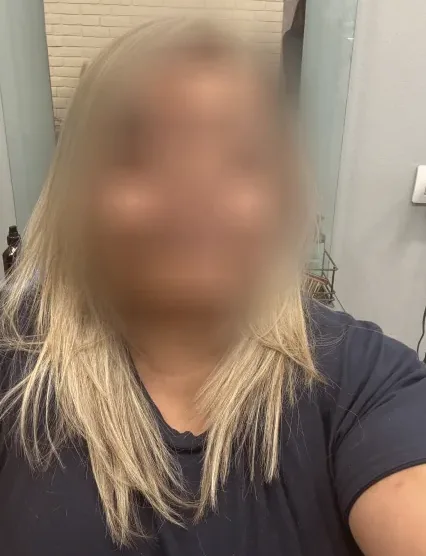 Vivien, 40